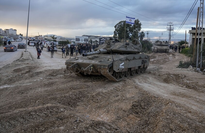 وزير الخارجية البلجيكي: قلقون من طرد الفلسطينيين من مخيمات الضفة وبقاء القوات الإسرائيلية