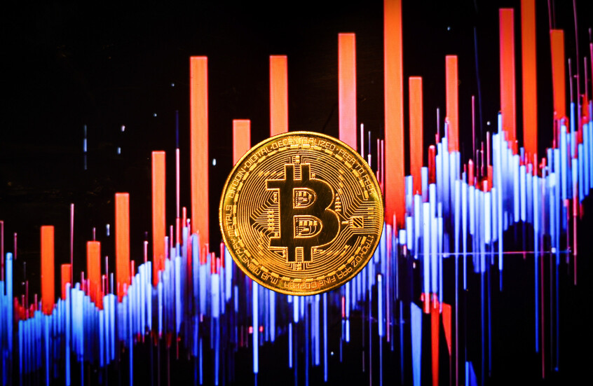 عملة "البيتكوين" عند أدنى مستوى منذ بداية 2024