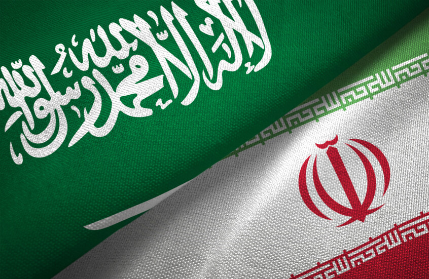 وزير الخارجية السعودي ونظيره الإيراني يناقشان المستجدات الإقليمية والجهود المبذولة بشأنها