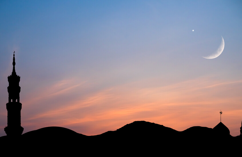 باحث سعودي يكشف موعد أول أيام شهر رمضان وفق الحسابات الفلكية