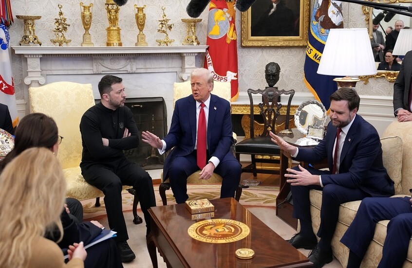 NBC: فانس لم يكن ينوي الدخول في مواجهة مع زيلينسكي لكنه اضطر للرد على استفزازاته