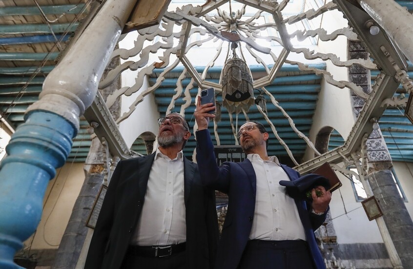 تمنعهم من ترميم بعض أقدم الكنائس.. يهود أمريكيون يطالبون البيت الأبيض برفع العقوبات عن سوريا