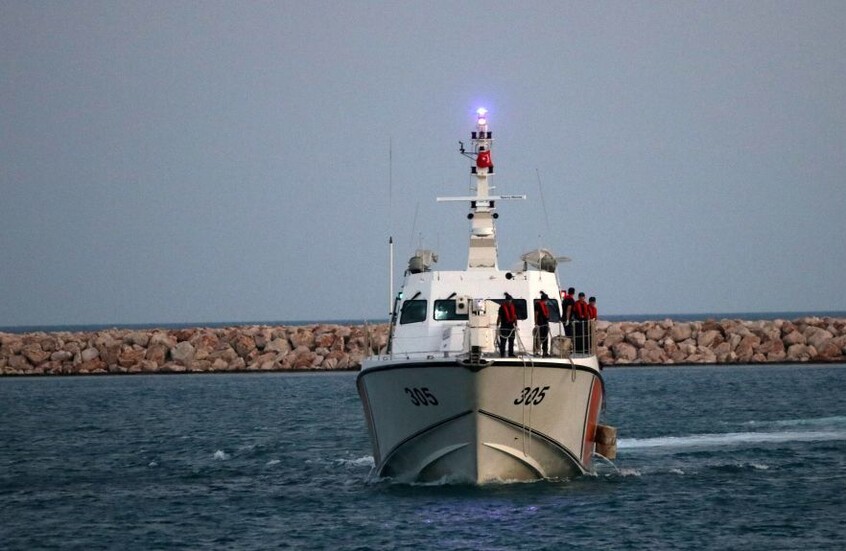 قبرص.. البحث عن مهاجرين أبحروا من طرطوس السورية وانقلب قاربهم
