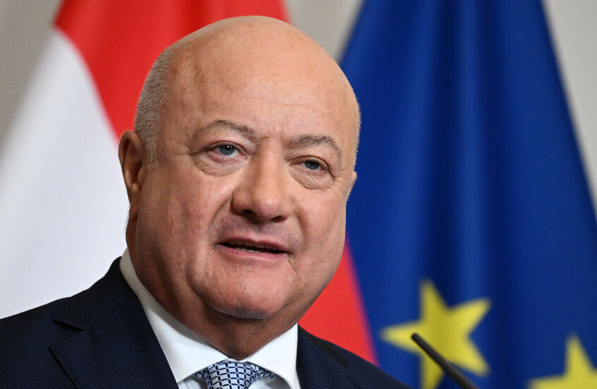 الإعلام: مستشار النمسا يدعم استراتيجية الدفاع الجديدة للاتحاد الأوروبي