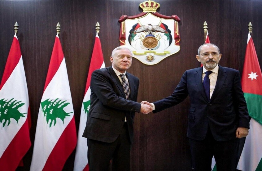 وزير الخارجية اللبناني ونظيره الأردني يؤكدان على ضرورة تنفيذ اتفاق وقف إطلاق النار بكامل بنوده
