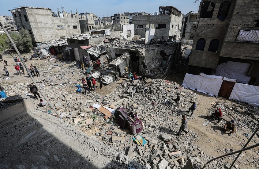 مصادر طبية: مقتل 37 شخصا في غارات إسرائيلية على مناطق عدة في قطاع غزة منذ فجر الثلاثاء