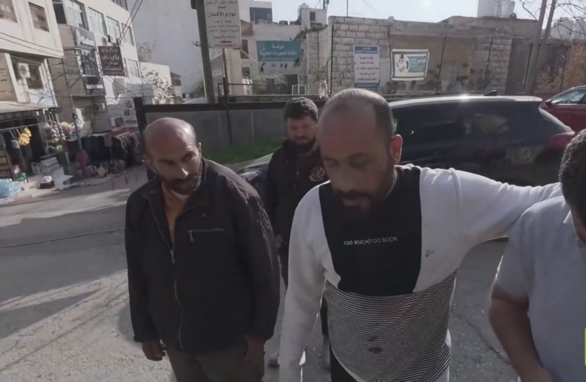 إطلاق سراح المخرج الفلسطيني الحائز الأوسكار بعد تعرضه للاعتداء والخطف في الضفة الغربية
