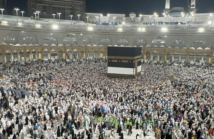 السعودية.. تفاعل واسع على دعاء إمام الحرم عبد الرحمن السديس للفلسطينيين ليلة 27 رمضان (فيديو)