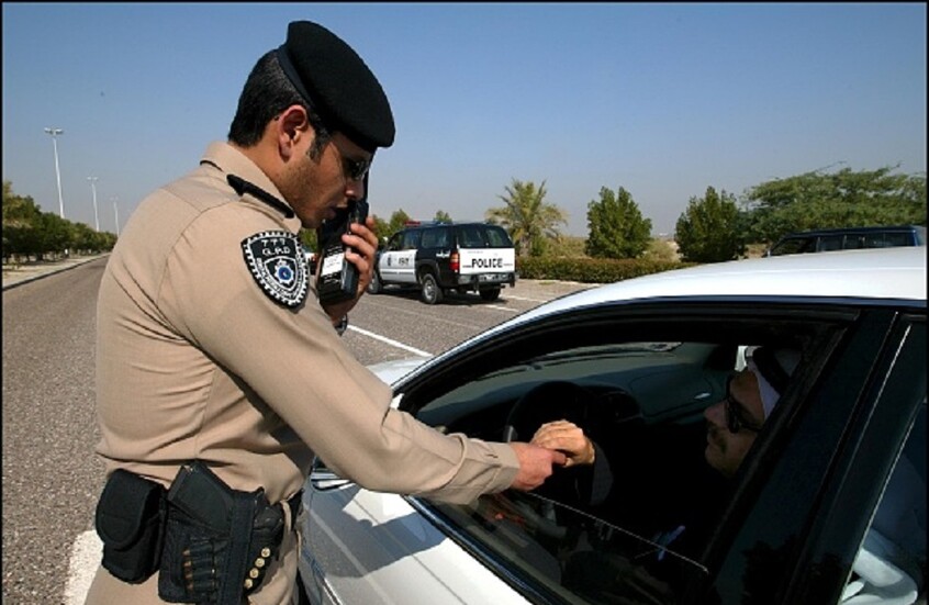 الكويت تكتشف قضية تزوير جنسية غريبة... "شقيقان" في نفس الغرفة لا يعرفان بعضهما البعض