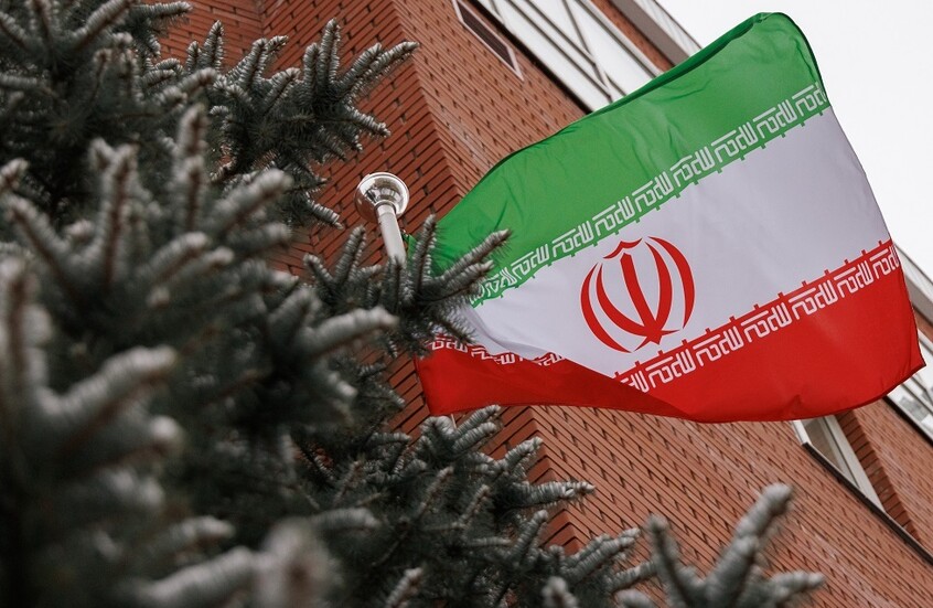 "وول ستريت جورنال": واشنطن تضغط على طهران لإجراء محادثات مباشرة حول البرنامج النووي الإيراني