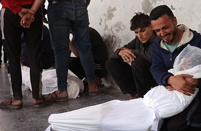 مصادر طبية: مقتل 54 مواطنا منذ فجر الاثنين في غارات إسرائيلية متفرقة على غزة