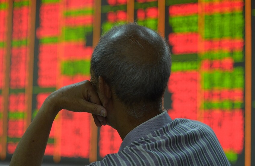 رئيسة المفوضية الأوروبية ورئيس مجلس الدولة الصيني يناقشان الاستقرار في الأسواق العالمية