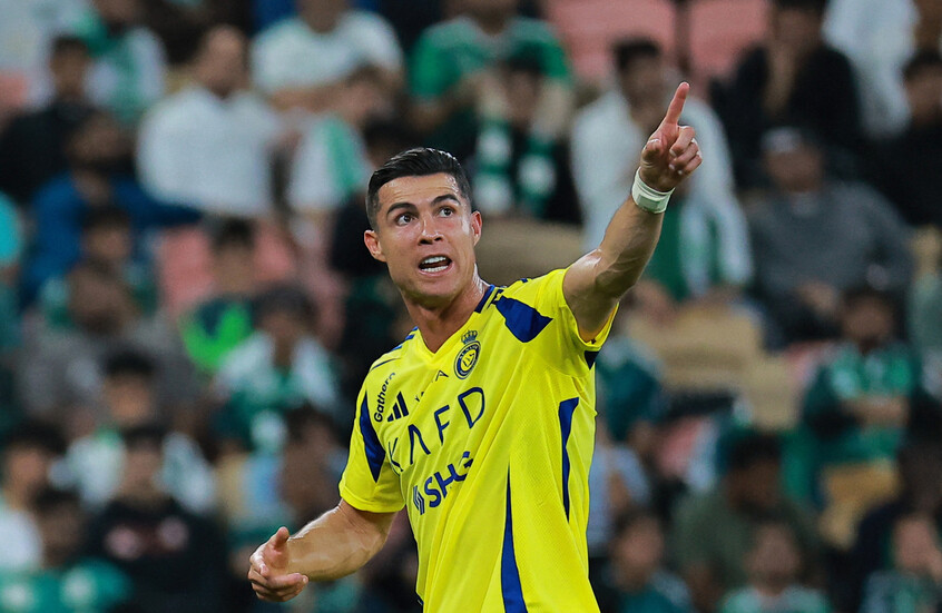 نادي النصر يثير الجدل بـ"صورة رونالدو وتعليق"