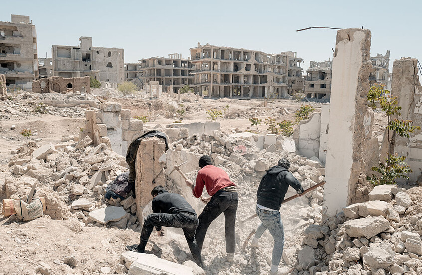 سوريا: جريحان بانفجار لغم أرضي في ريف اللاذقية