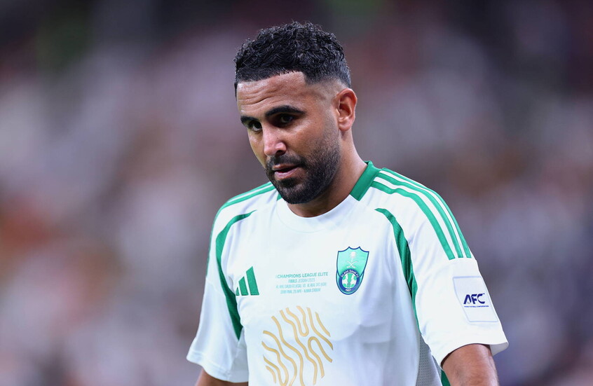 رياض محرز يضع نفسه على "عرش آسيا" بعد إسقاط الهلال