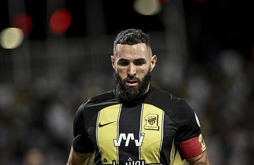 اتحاد جدة يحسم مستقبل بنزيما