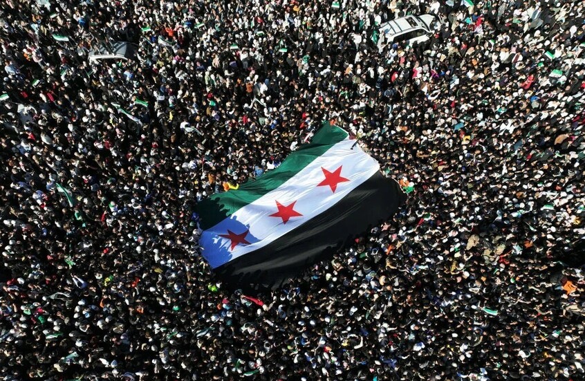 بينهم الرئيس الشرع.. ‏الخزانة الأمريكية تصدر ترخيصا عاما بالتخفيف الفوري للعقوبات المفروضة على سوريا