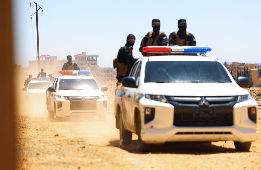 سوريا.. مقتل 3 عناصر أمن إثر حريق في البوكمال بدير الزور وسط أنباء عن انفجار مستودع ذخيرة