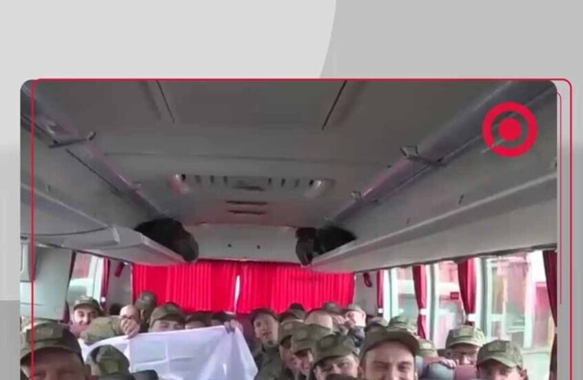 "شكرا لوطننا ورئيسنا".. الجنود الروس العائدون إلى روسيا يعبرون عن مشاعر الفرح والفخر