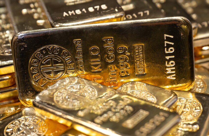 انخفاض سعر الذهب لأدنى مستوى له منذ 30 يونيو