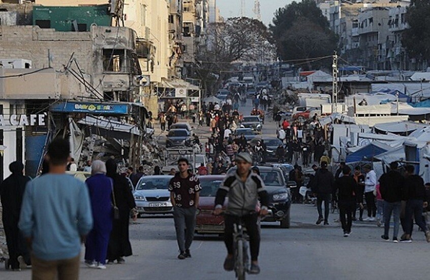 حماس: الاحتلال يتعنت بالمفاوضات في نقاط المساعدات وانسحاب القوات وضمانات الوقف الدائم لإطلاق النار