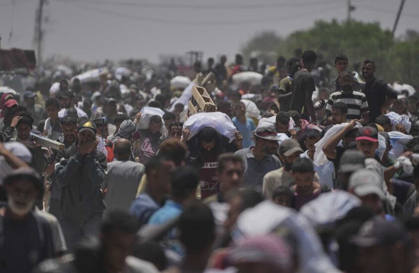 مدير شبكة المنظمات الأهلية في غزة: تم إبلاغنا بدخول مساعدات برية يوم الأحد من العريش المصرية