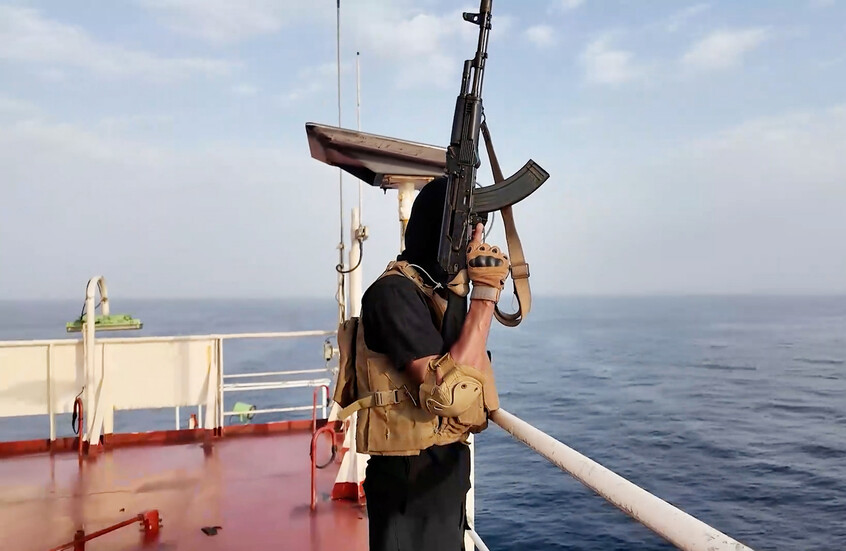 تقرير عبري: الحوثيون ينشرون أسلحة متطورة في منطقة البحر الأحمر فهل يستعدون لمعركة طويلة الأمد؟