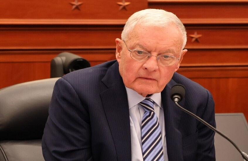 كيلوغ: "على منتقدي لقاء ترامب مع بوتين أن يصمتوا"