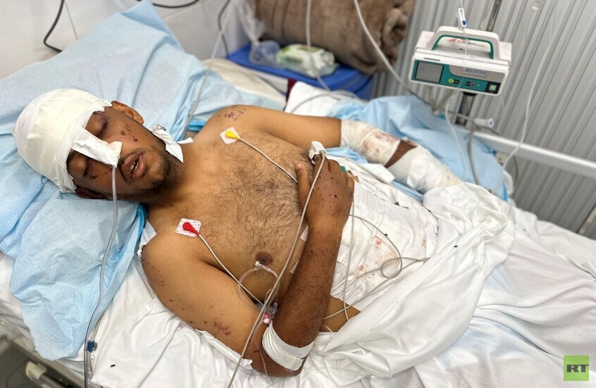 "إصابته خطيرة في قصف إسرائيل لمستشفى ناصر".. حملة لانقاذ حياة صحفي فلسطيني ونقله للعلاج خارج غزة
