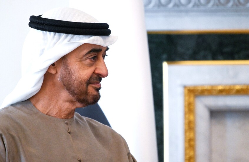رئيس الإمارات محمد بن زايد آل نهيان يصل إلى الدوحة
