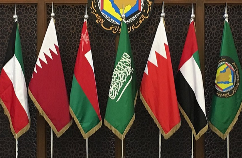 بنوك خليجية تخفض أسعار الفائدة بعد قرار الفيدرالي الأمريكي
