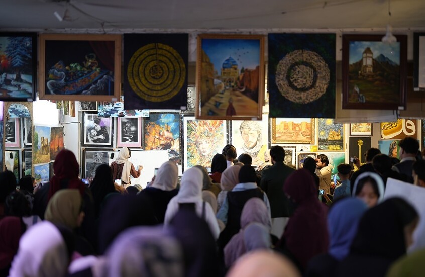 "بي بي سي": أفغانستان تحظر التدريس بكتب ألفتها النساء