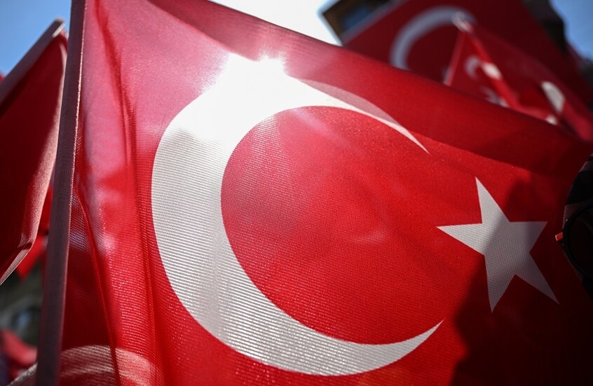 تركيا تهدد إسرائيل بالرد على مهاجمة "أسطول الحرية" الذي يحمل برلمانيين على متنه
