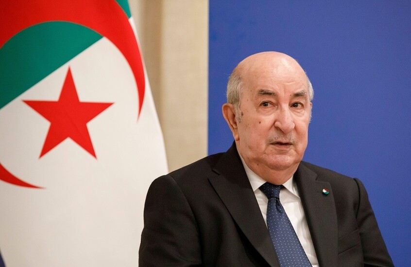 رئيس الجزائر يوجه رسالة لمنتخب "محاربي الصحراء"