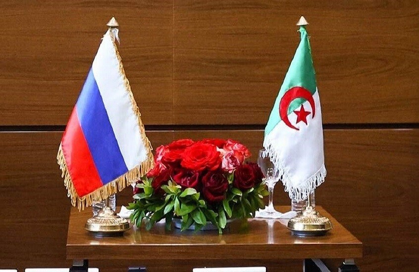 فيرشينين وسفير الجزائر لدى موسكو يناقشان قضية الصحراء الغربية وتعزيز العلاقات الثنائية
