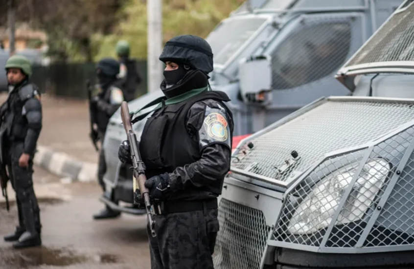 مصر.. محاكمة "الزعيمة الحسناء" و27 آخرين في قضية "تصنيع المخدرات" الكبرى (صور)