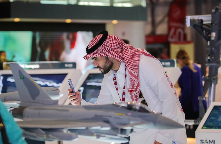 انطلاق "معرض دبي للطيران".. روسيا تعرض 900 نموذجا تقنيا بينها مقاتلتها من الجيل الخامس