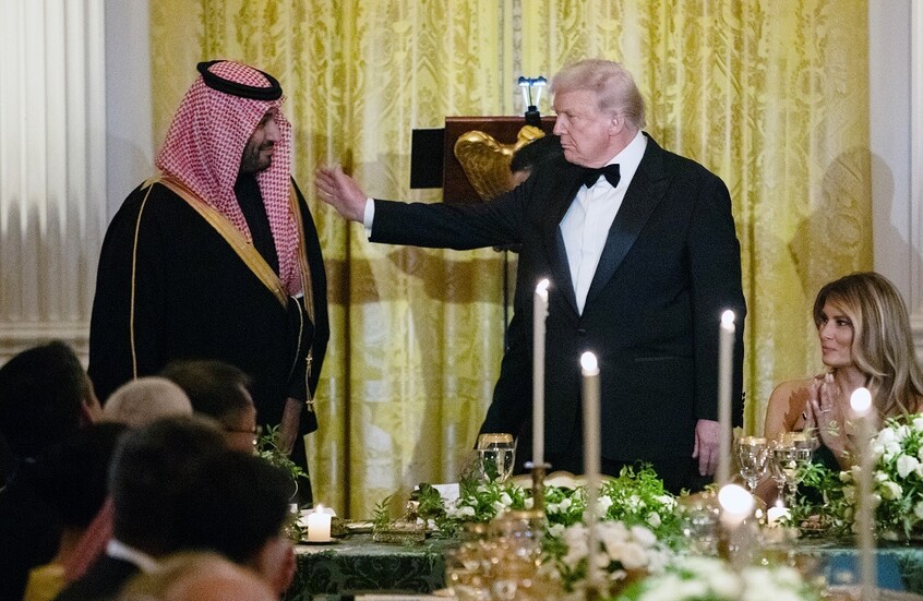 ترامب يقيم مأدبة في البيت الأبيض على شرف بن سلمان بحضور ماسك ورونالدو (فيديو)