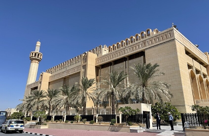 سحب الجنسية الكويتية من داعية مشهور يحظى بحضور إعلامي واسع