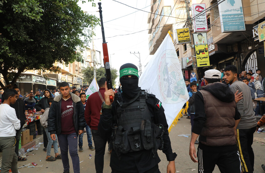 الجيش الإسرائيلي: قتلنا 5 مسلحين خرجوا من أنفاق رفح