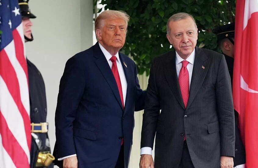 ترامب يتحدث عن لجوء شركاء الناتو إليه للوساطة مع أردوغان