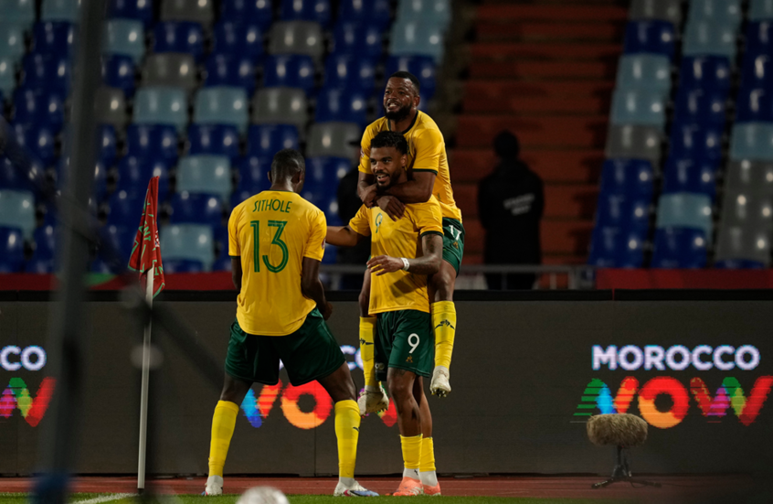 جنوب إفريقيا تهزم أنغولا وتضع منتخب مصر تحت الضغط قبل مواجهته ضد زيمبابوي (فيديو)