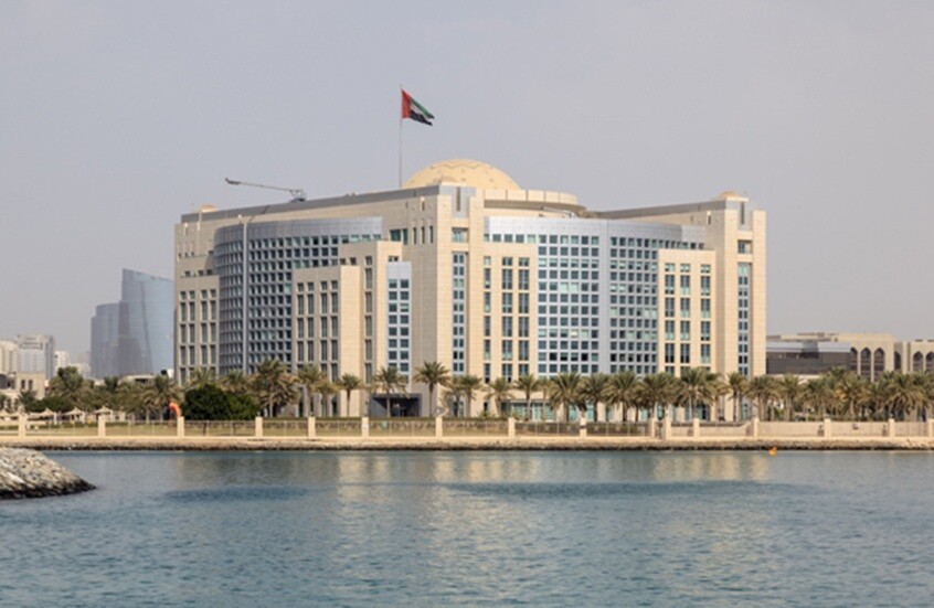 الخارجية الإماراتية: نرفض الزج باسم الإمارات في التوتر الحاصل بين الأطراف اليمنية