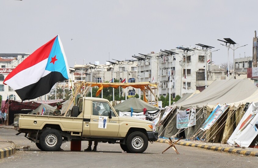 اليمن.. محافظ حضرموت يوجّه بالالتزام بالدوام الرسمي اليوم الأحد