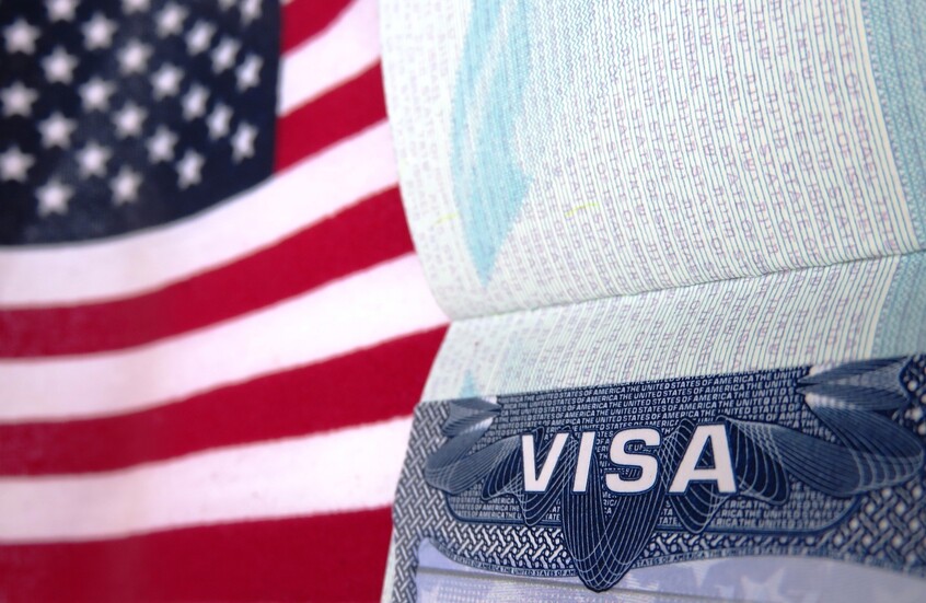 واشنطن تضيف 7 دول إلى قائمة الدول المطلوب من مواطنيها دفع ضمان مالي عند طلب التأشيرة الأمريكية