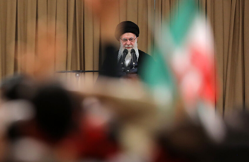 قلق في إسرائيل وواشنطن من الحالة "الصحية لخامنئي" وتداعياتها الإقليمية