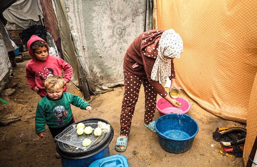 أبو سليمة: فيروس غامض يفتك بسكان غزة ويسجل وفيات يومية في ظل انهيار المنظومة الصحية