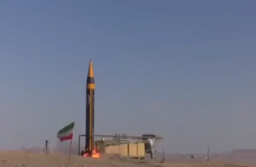 مواصفات وقدرات صاروخ "خرمشهر 4" الباليستي الإيراني