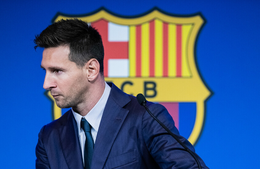 ميسي يحسم موقفه من انتخابات رئاسة برشلونة