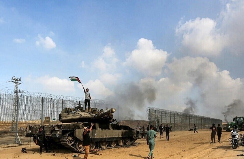 "إيموجي".. الجيش الإسرائيلي يكشف عن "إجراء ذكي" للمقاومة الفلسطينية خلال تنفيذ هجوم "طوفان الأقصى"